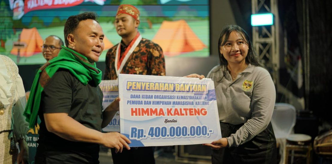 Gubernur Kalteng H. Sugianto Sabran Salurkan Bantuan Dana untuk Himpunan Mahasiswa, Dorong Kegiatan Pemuda di Daerah