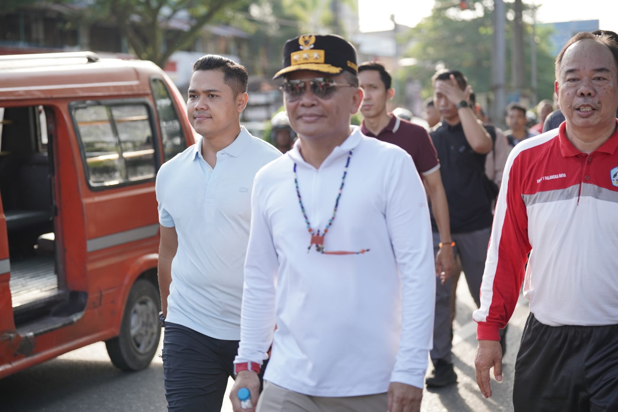 ‎Gubernur H. Agustiar Sabran Jalan Sehat Bareng Ribuan Siswa SMAN 1 Palangka Raya di HUT ke-66, Plt. Kadisdik Kalteng : Kita Patut Berbangga dan Bersyukur