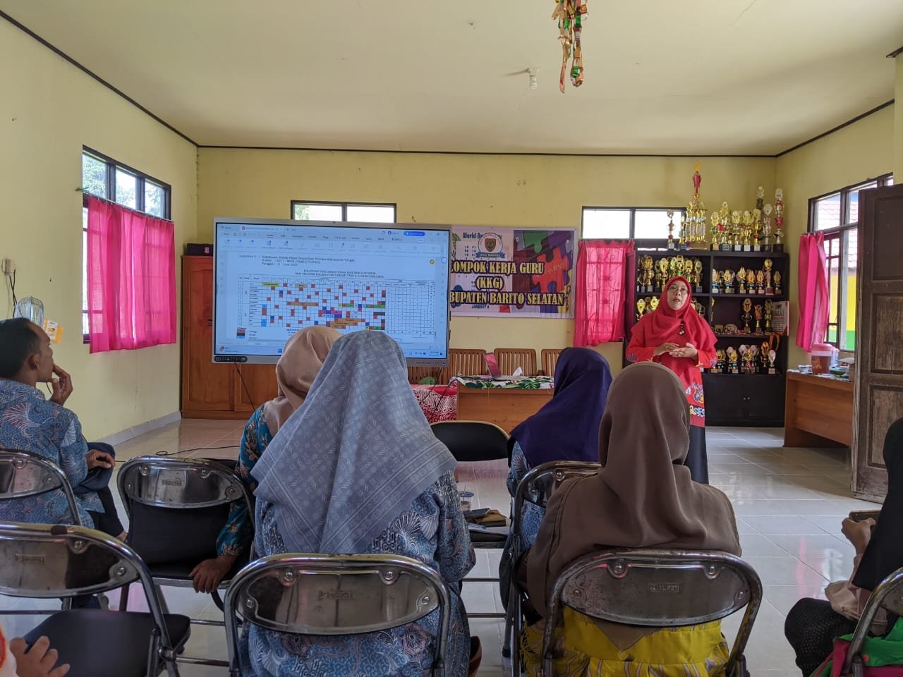 KKG Maringgi Ilmu Perdana, Guru SKH Negeri 2 Barito Selatan Tingkatkan Kompetensi dan Siap Songsong Tahun Ajaran Baru