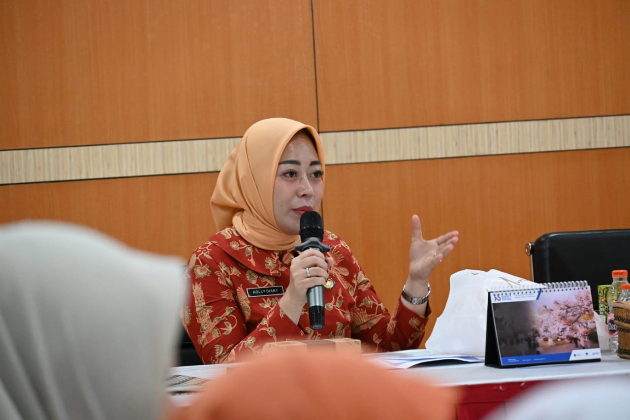 DWP Disdik Kalteng Gelar Workshop Pembuatan “Chunky Bag” untuk Tingkatkan Kreativitas