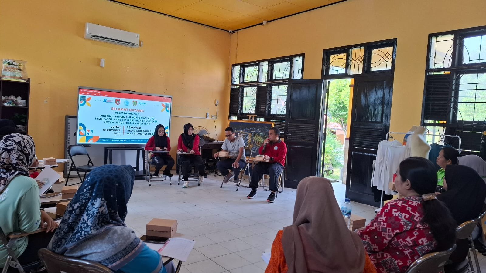 Program Magang Guru SD se-Kobar di SKHN 1 Pangkalan Bun Dukung Penguatan Sekolah Inklusi di Kalteng
