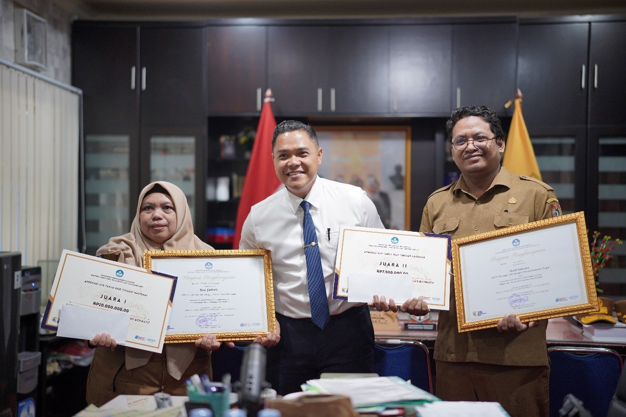 Inovasi Disdik Kalteng Bawa 2 Guru Raih Penghargaan Nasional