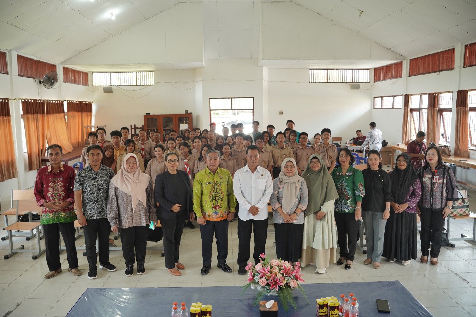 Disdik Kalteng Luncurkan Program Workshop “Jurnalis Masuk Sekolah”, Libatkan Ratusan Siswa Secara Hybrid