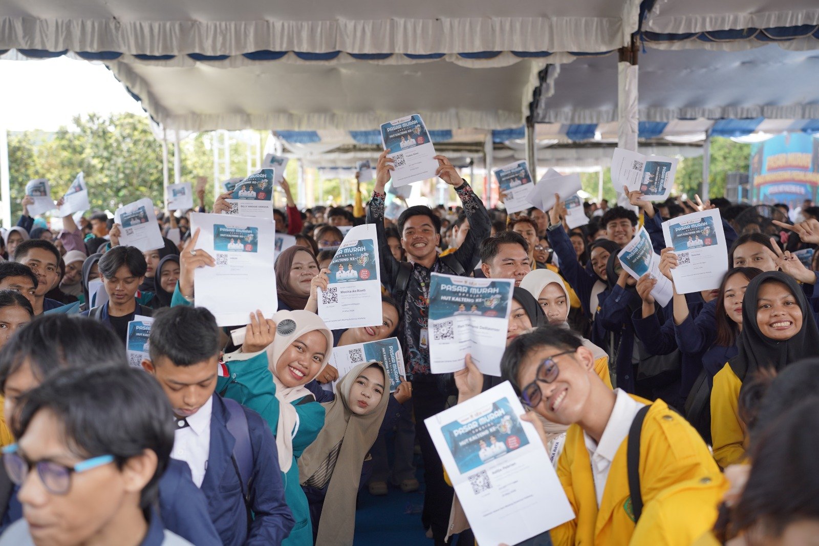 Gubernur Agustiar Sabran Gratiskan 3.500 Paket Sembako untuk Mahasiswa Pedalaman dalam rangka HUT Ke-69 Kalteng