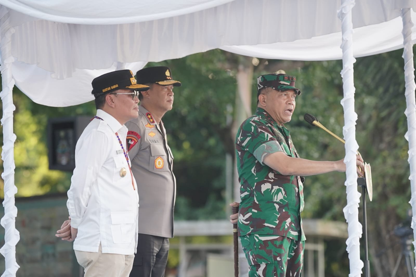 Pangdam XXII/Tambun Bungai Mayjen TNI Zainul Arifin Dorong Pelajar Kalteng Maksimalkan Digitalisasi Sekolah untuk Raih Prestasi
