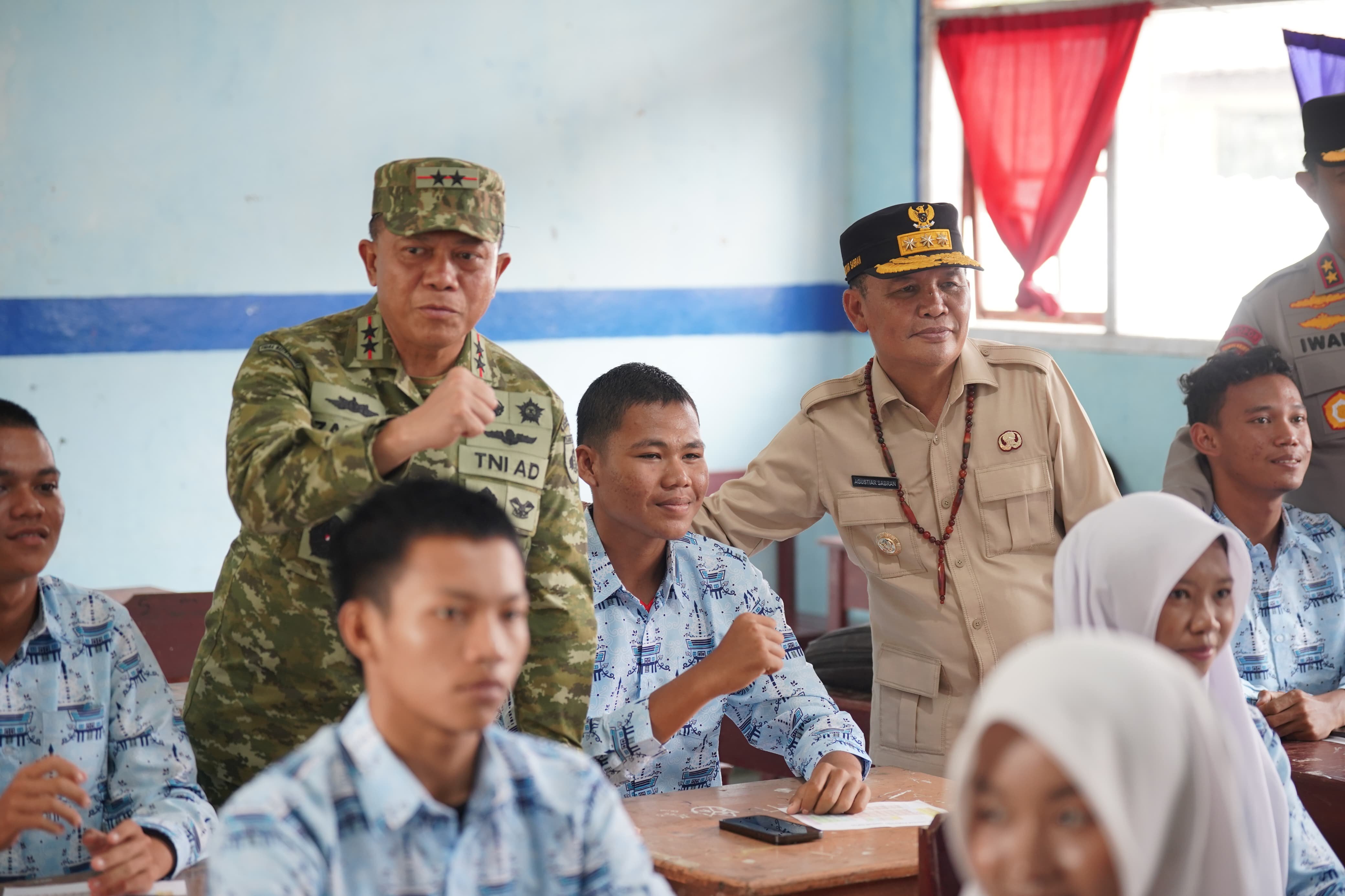 Dari Sekolah Perbatasan, Pangdam Titip Pesan: Kenali Potensi dan Siapkan Masa Depan