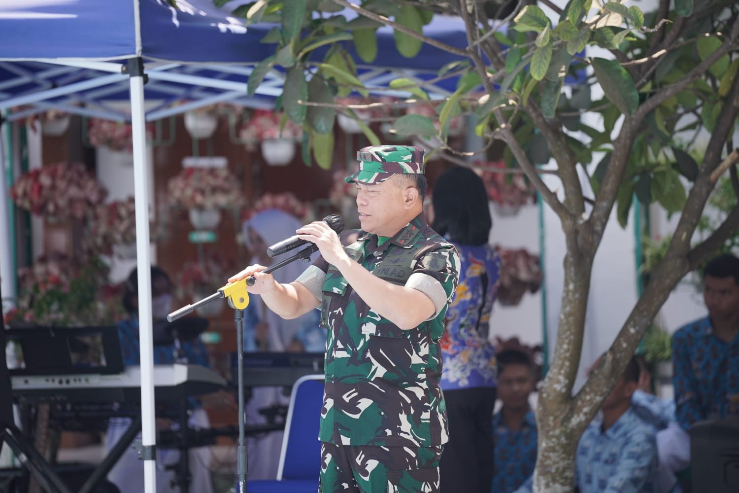 ‎Pernah Dibully karena Jadi Hansip, Pangdam Kini Berdiri di Depan Siswa: “Masa Depan Ada di Tangan Kalian”
