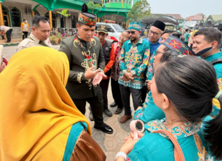 Kadisdik Kalteng Dorong Sekolah Mandiri, Sampah Plastik Diolah Jadi Energi untuk Biayai Operasional