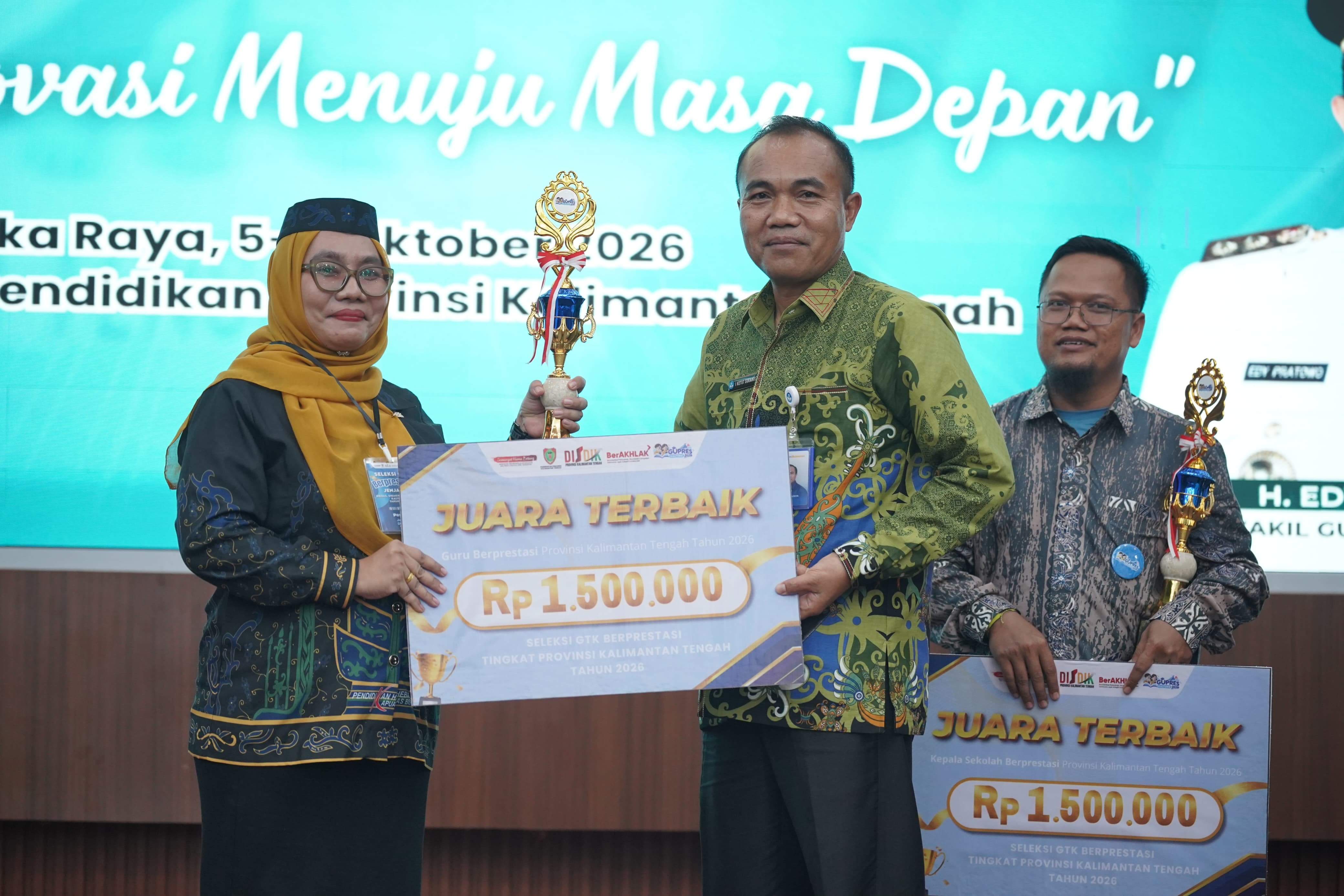 Dari Guru Honorer hingga Guru Terbaik Kalteng 2026, Aristanika Kembangkan Inovasi Layanan BK Berbasis Teknologi