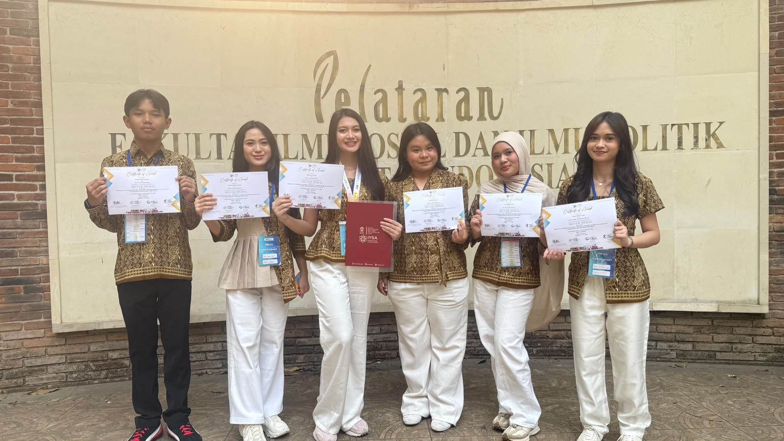 Berawal dari Tanaman Kembang Sepatu, Enam Murid SMAN 2 Palangka Raya Raih Silver Medal di ISIF 2026
